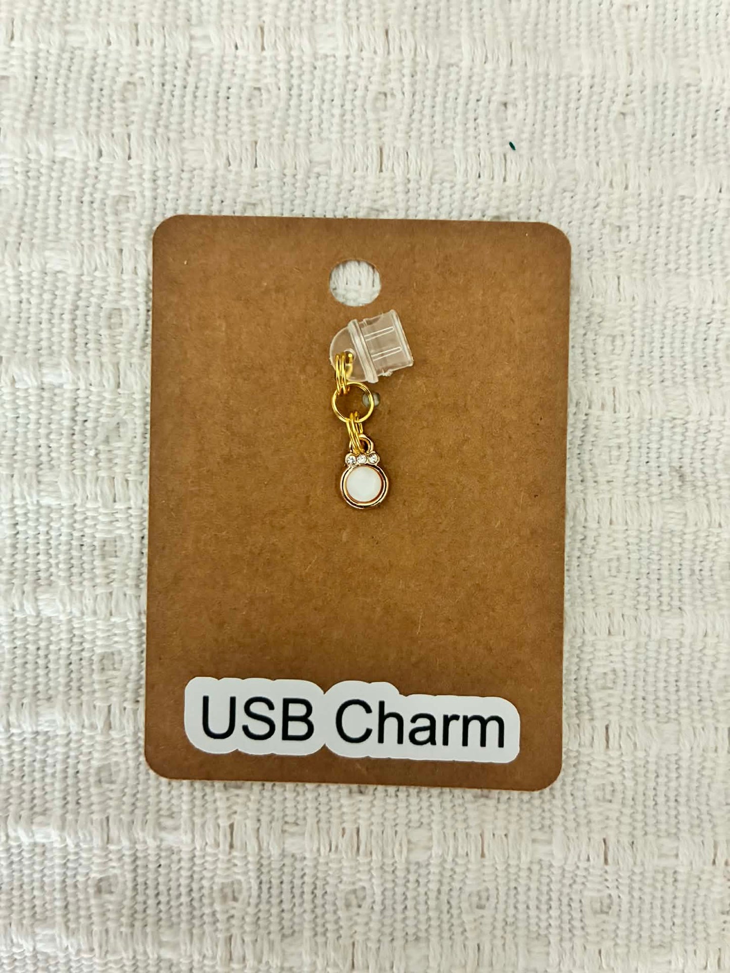 White gem dust charm