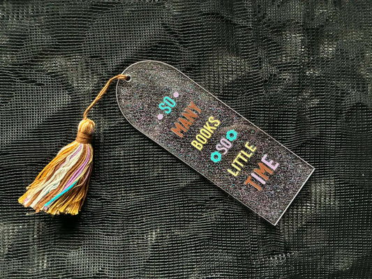 So many books bookmark